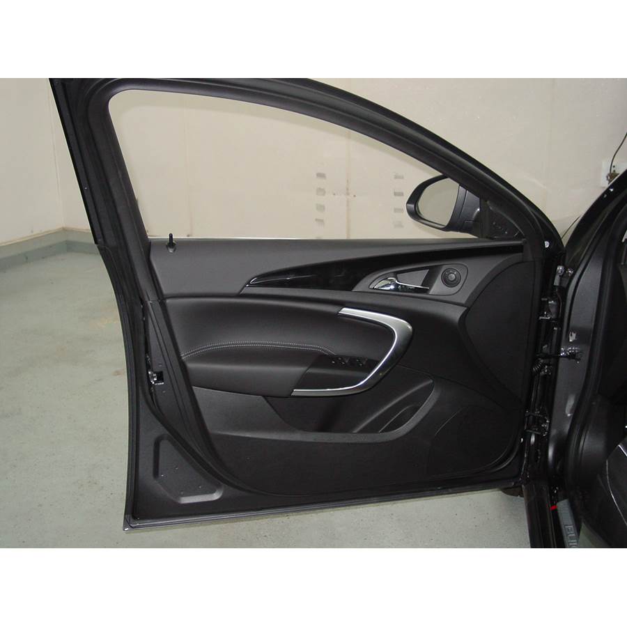 2013 Buick Regal Front door speaker location