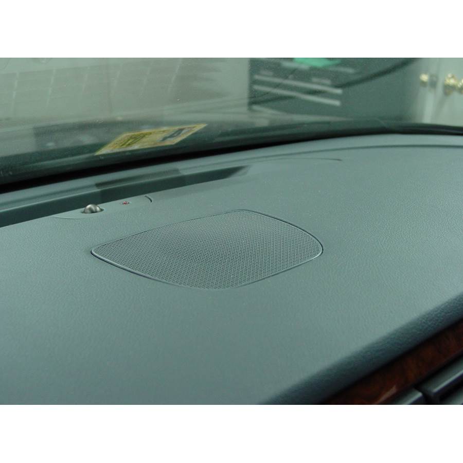 2008 Buick LaCrosse Center dash speaker location