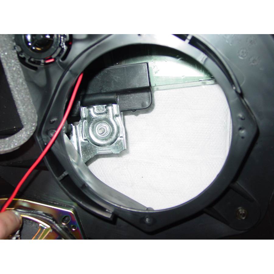 2006 Buick Rainier Front door woofer removed