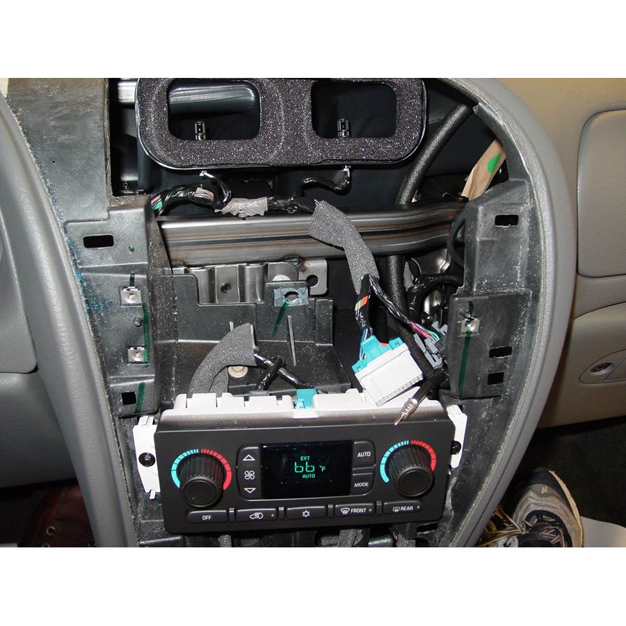 2005 Buick Rainier Factory radio removed