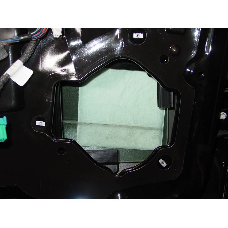 2006 Buick Rainier Front speaker removed