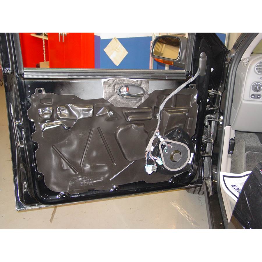 2006 Buick Rainier Front door speaker