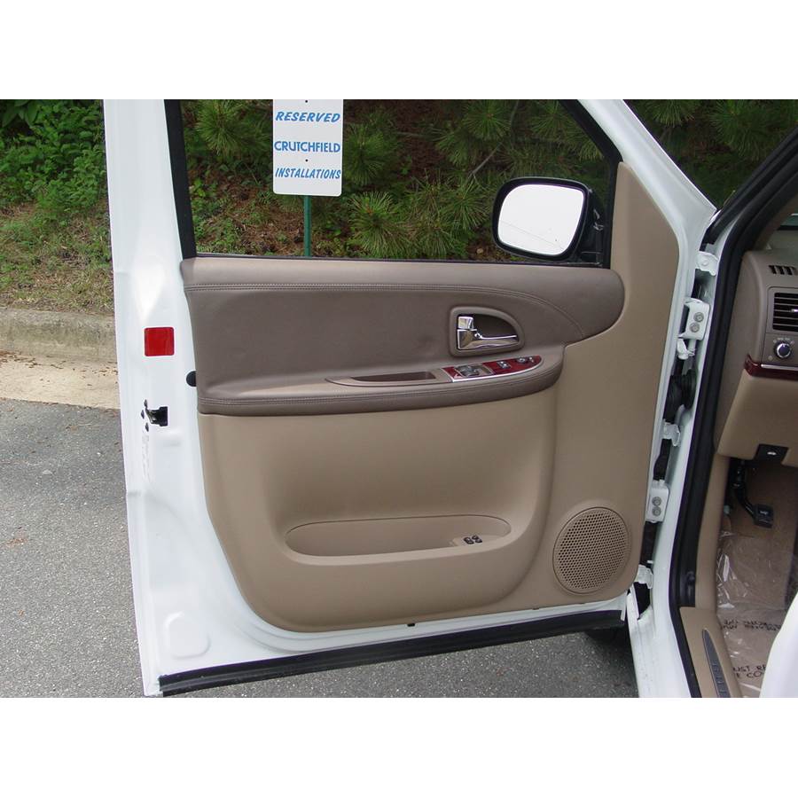 2005 Buick Terraza Front door speaker location
