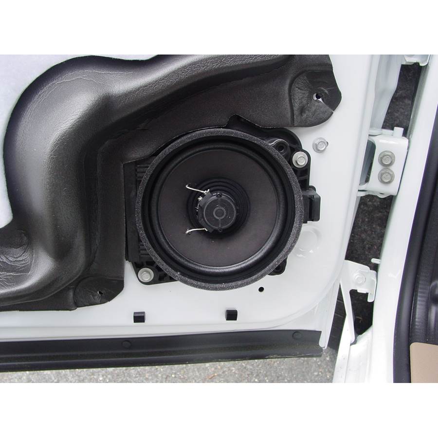 2005 Buick Terraza Front door speaker