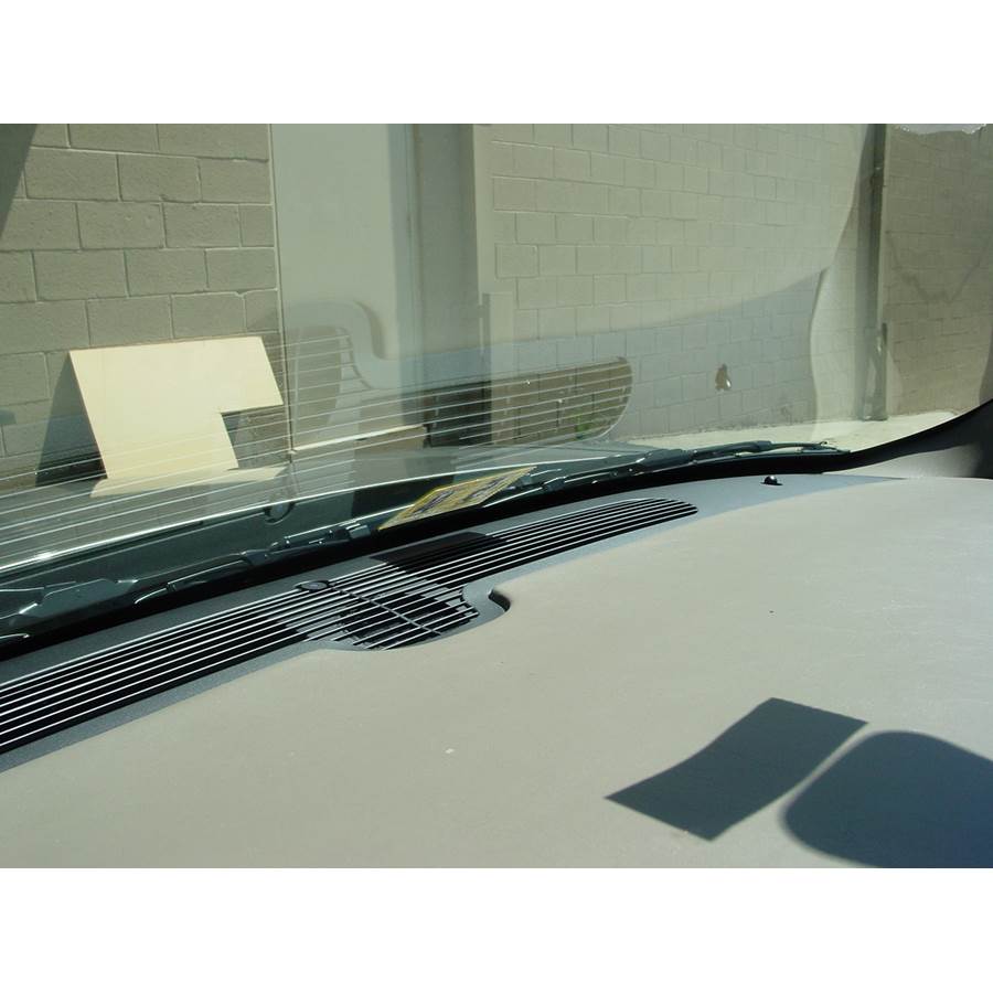 2004 Buick Park Avenue Center dash speaker location
