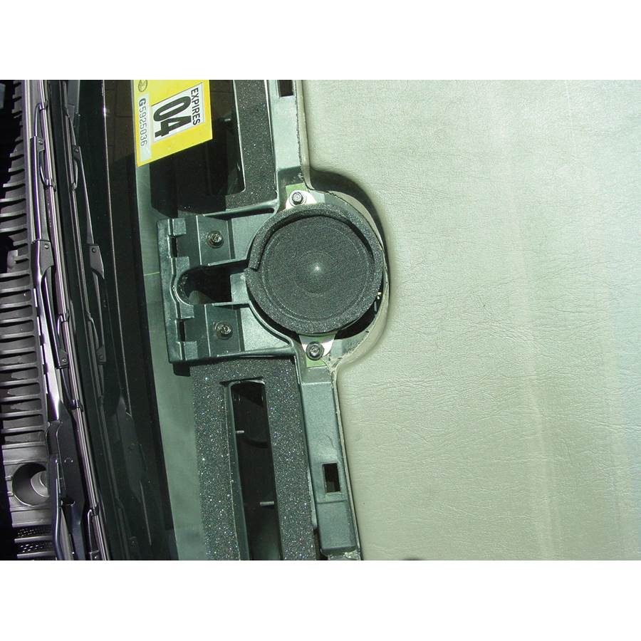 2004 Buick Park Avenue Center dash speaker