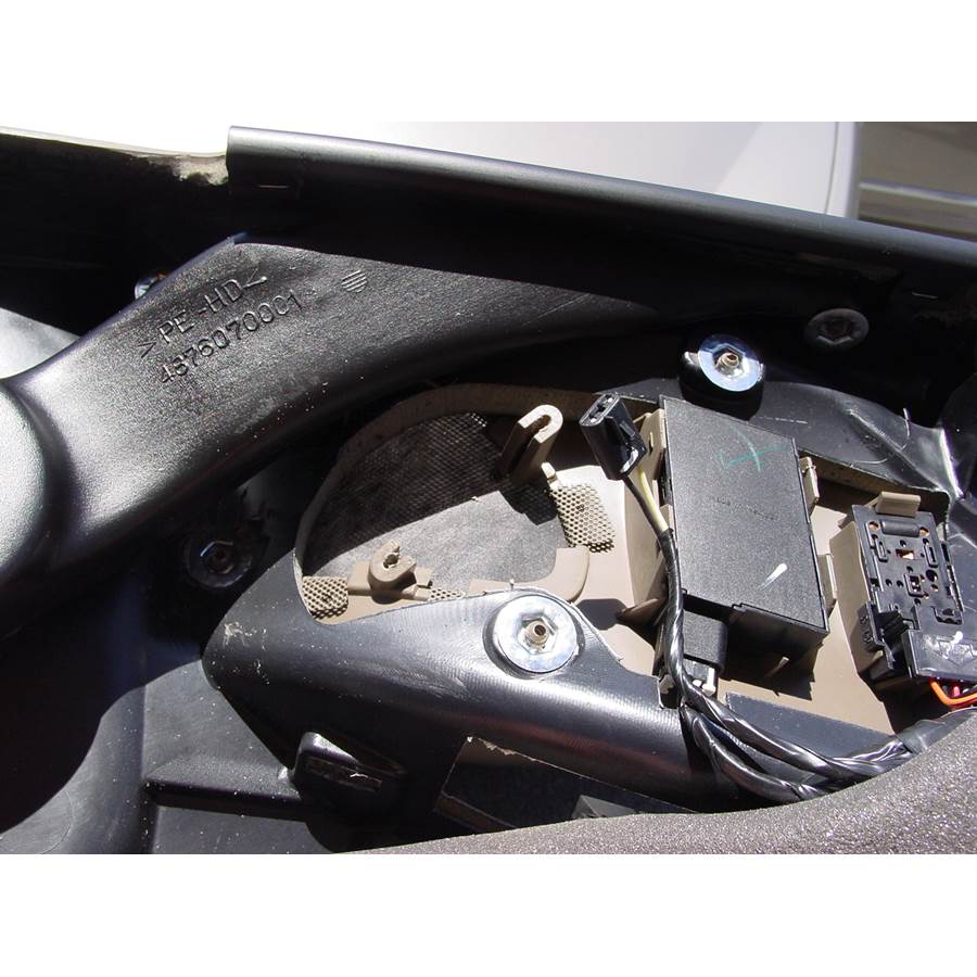 2004 Buick Park Avenue Front door tweeter removed