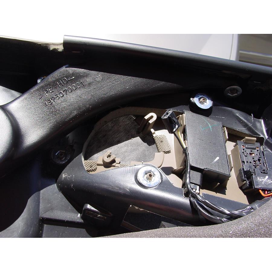 2005 Buick Park Avenue Front door tweeter removed