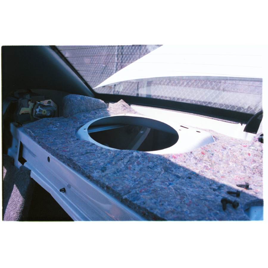 1996 Buick Skylark Rear deck speaker removed