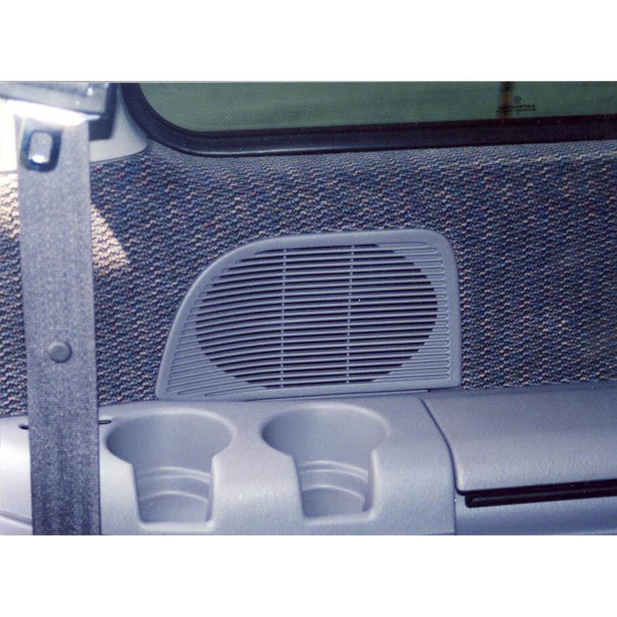 2000 Chrysler Town and Country Mid-rear speaker location