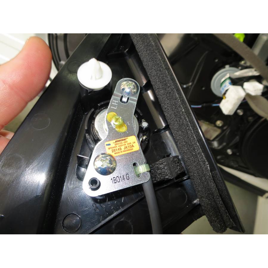 2012 Infiniti G37 Front door tweeter