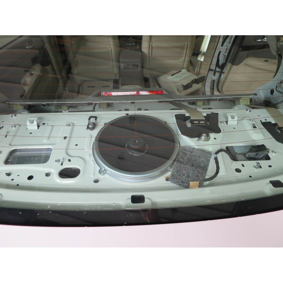 2013 Infiniti G37 Rear deck center speaker
