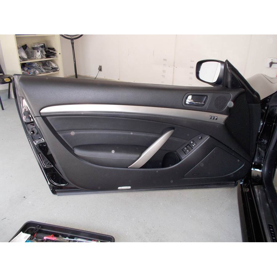 2010 Infiniti G37 Front door speaker location