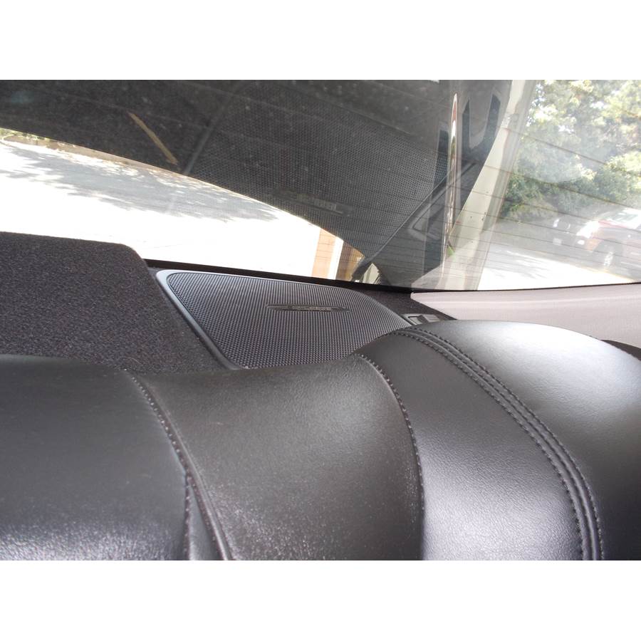 2012 Infiniti G37 Rear deck speaker location