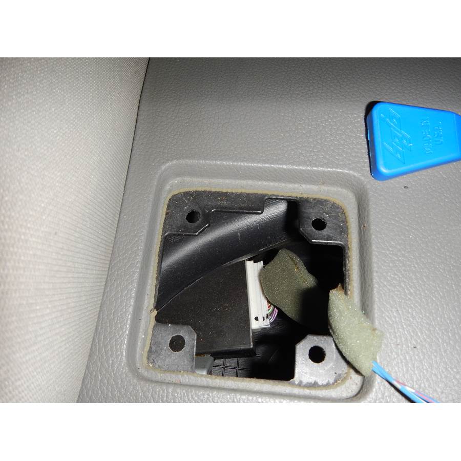 2008 Infiniti QX56 Dash speaker removed