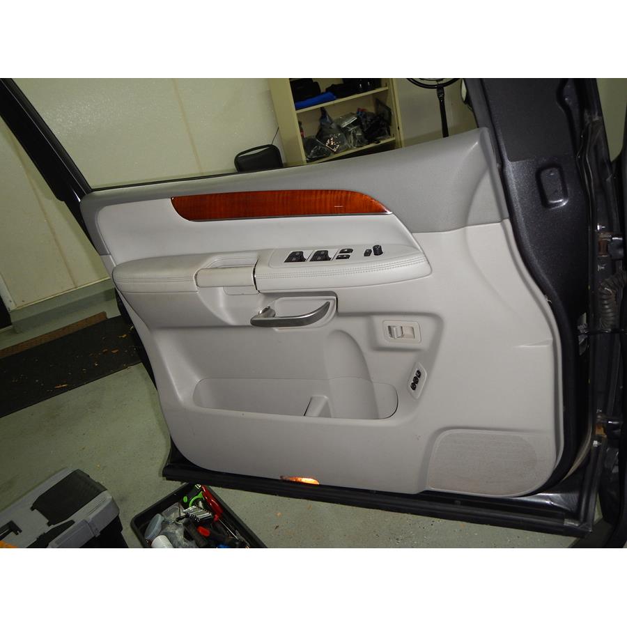 2010 Infiniti QX56 Front door speaker location