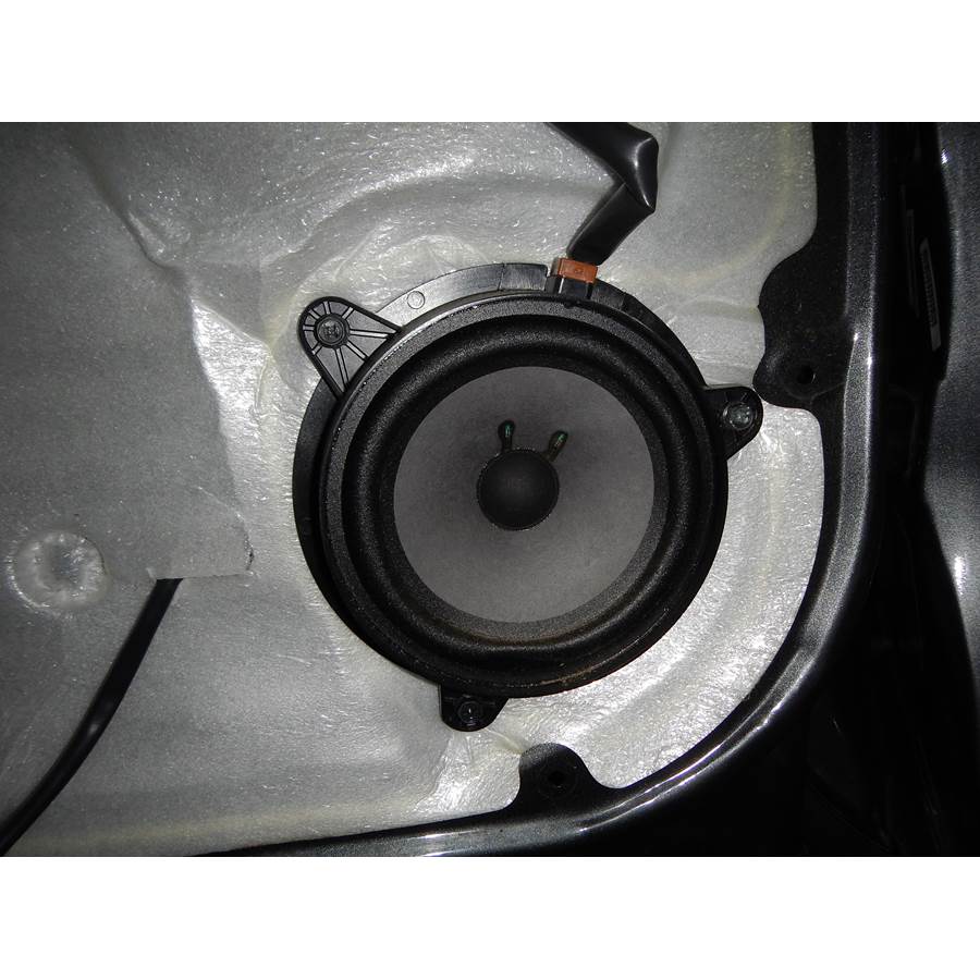 2009 Infiniti QX56 Rear door woofer