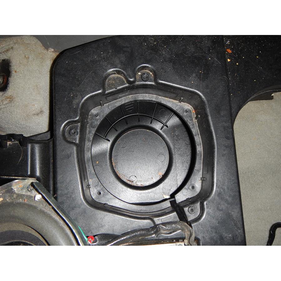2010 Infiniti QX56 Under front seat speaker removed