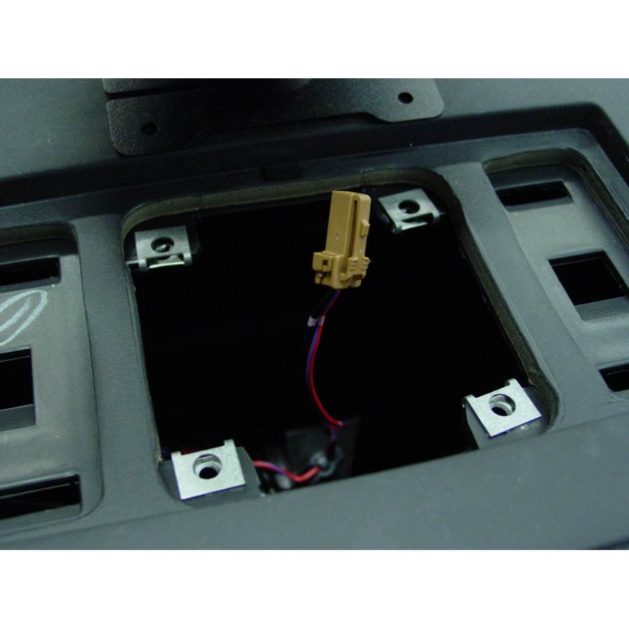 2006 Infiniti FX45 Center dash speaker removed