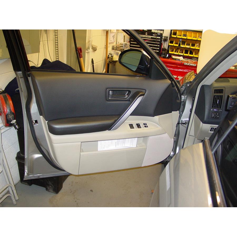2008 Infiniti FX45 Front door speaker location