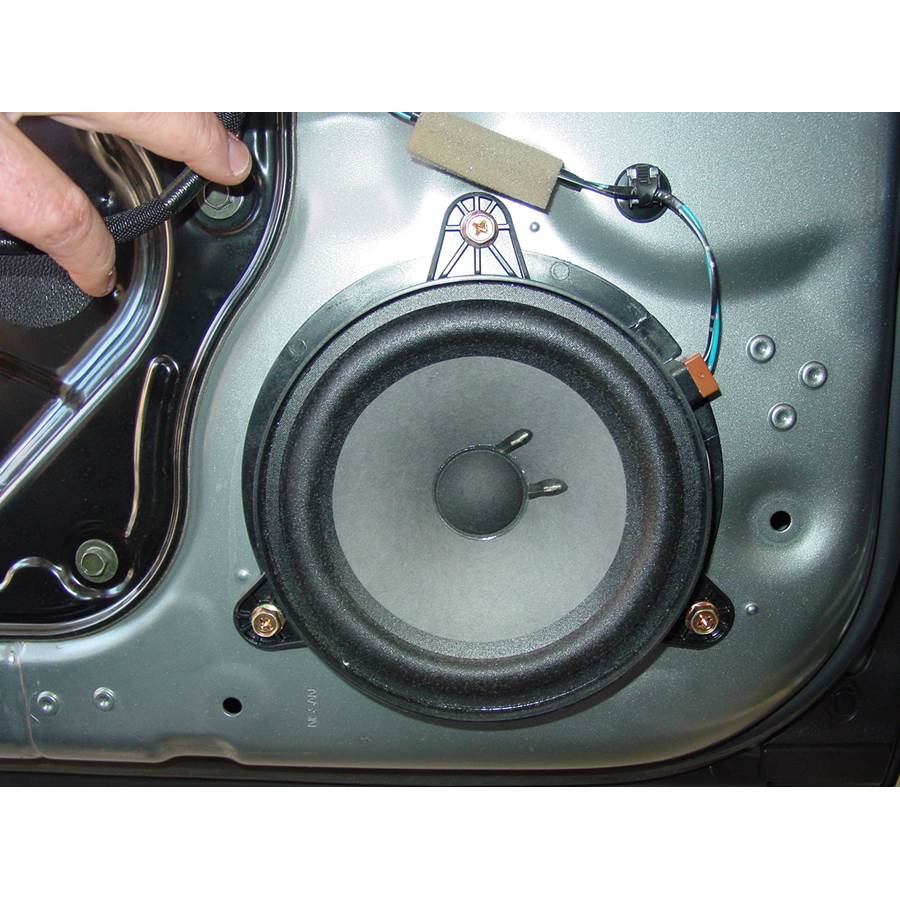 2006 Infiniti M45 Front door woofer