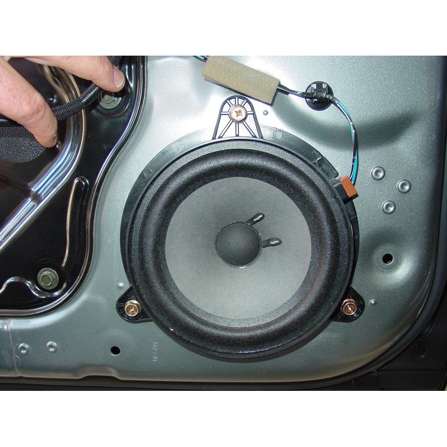 2007 Infiniti M35 Front door woofer