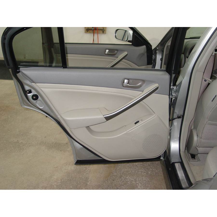 2006 Infiniti G35 Rear door speaker location