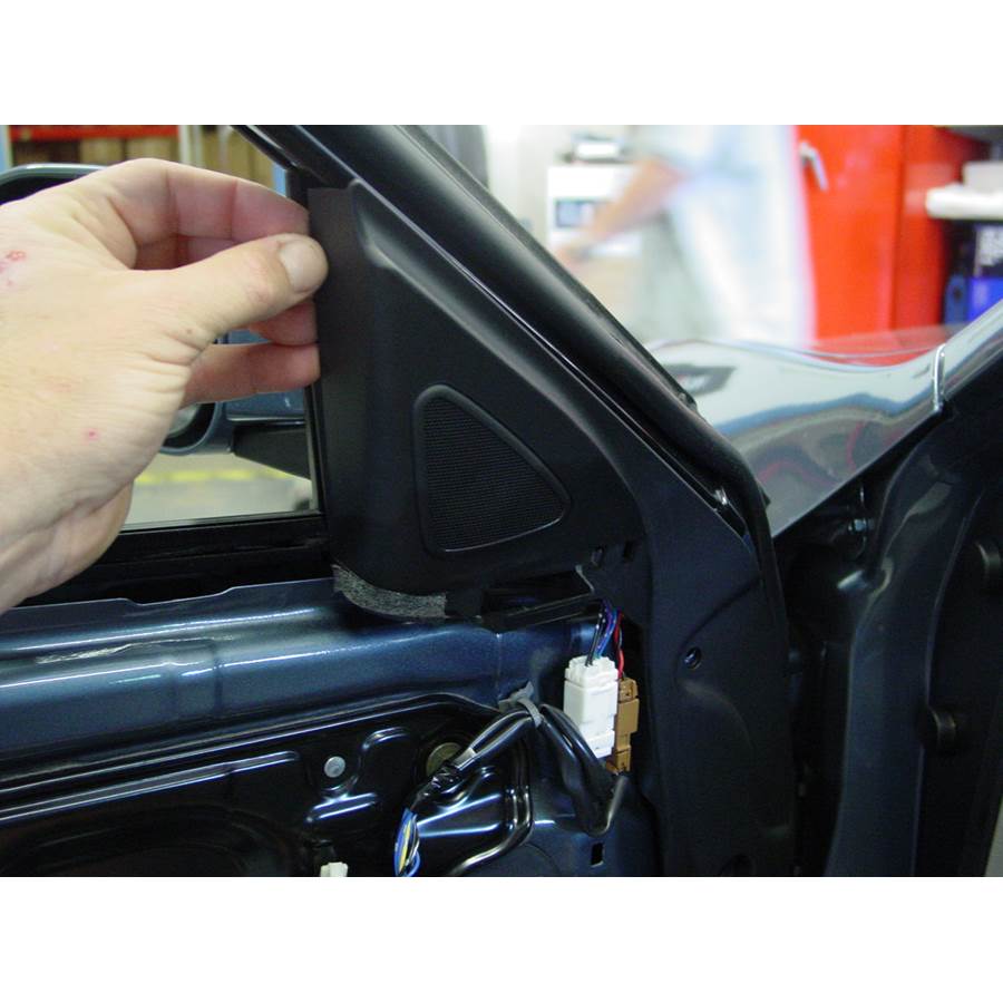 2005 Infiniti G35 Front door tweeter location