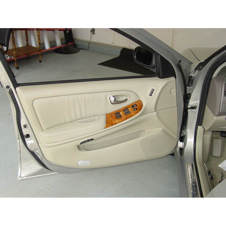 2002 Infiniti I35 Front door speaker location