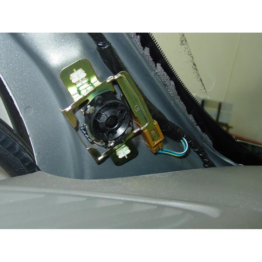 2002 Infiniti I35 Front pillar speaker