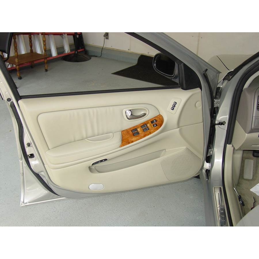 2003 Infiniti I35 Front door speaker location