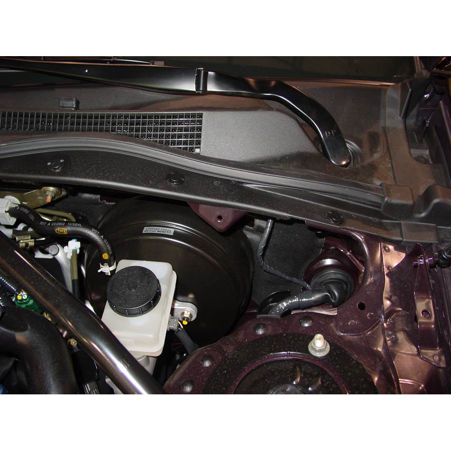 2004 Infiniti Q45 Firewall access