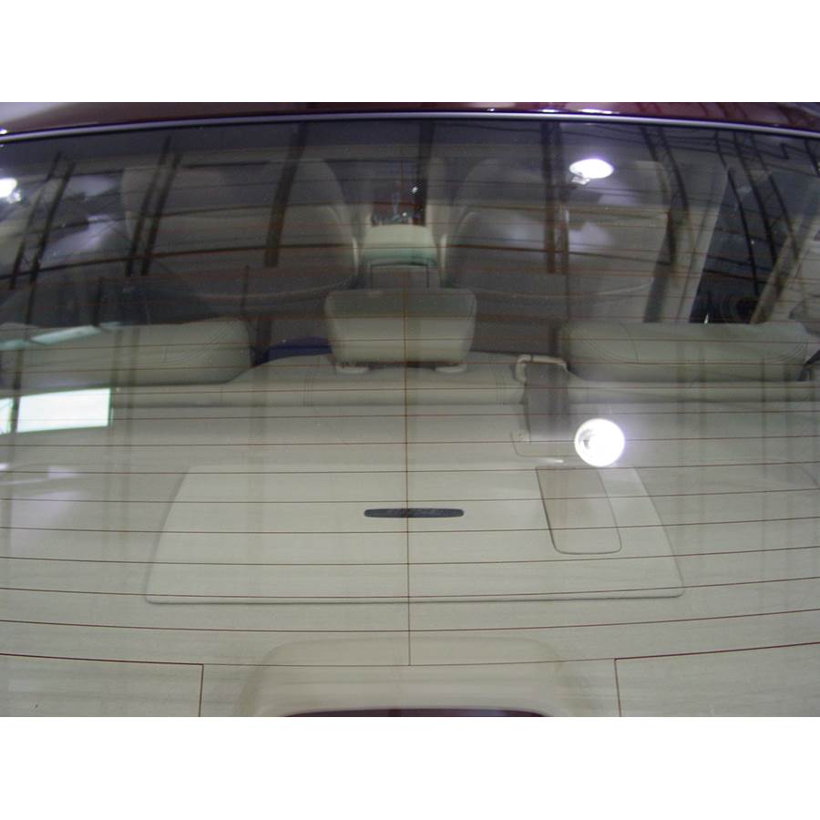 2003 Infiniti Q45 Rear deck center speaker location