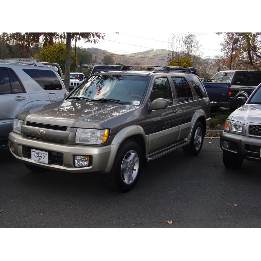 2003 Infiniti QX4 Exterior