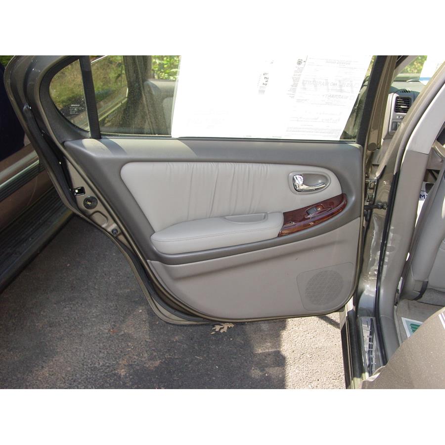 2001 Infiniti I30 Rear door speaker location