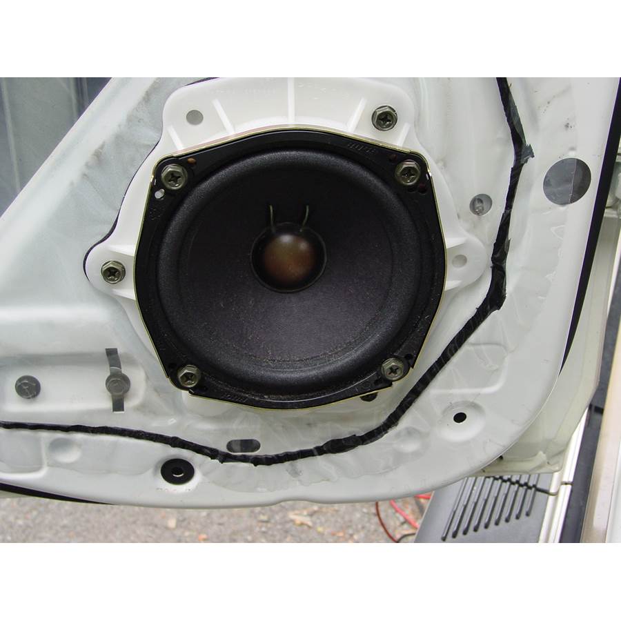 1997 Infiniti QX4 Rear door speaker