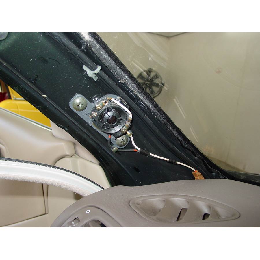 1996 Infiniti J30 Front pillar speaker