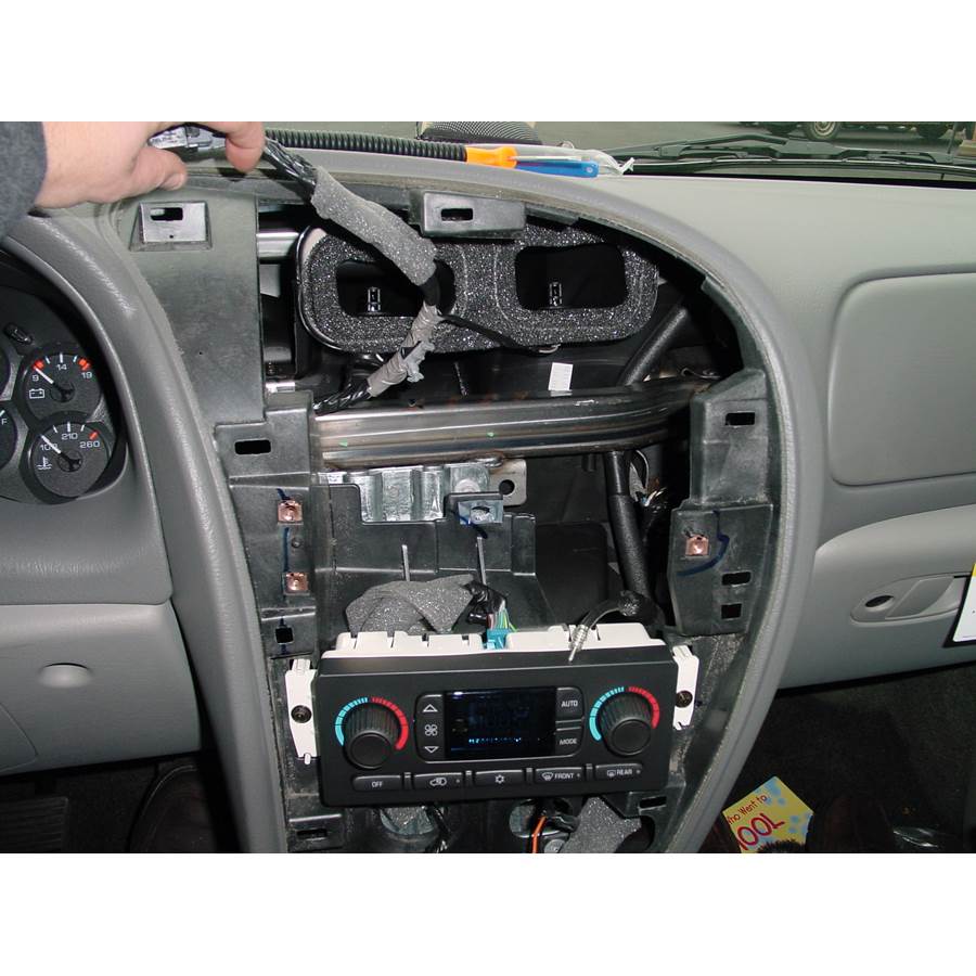2002 Oldsmobile Bravada Factory radio removed