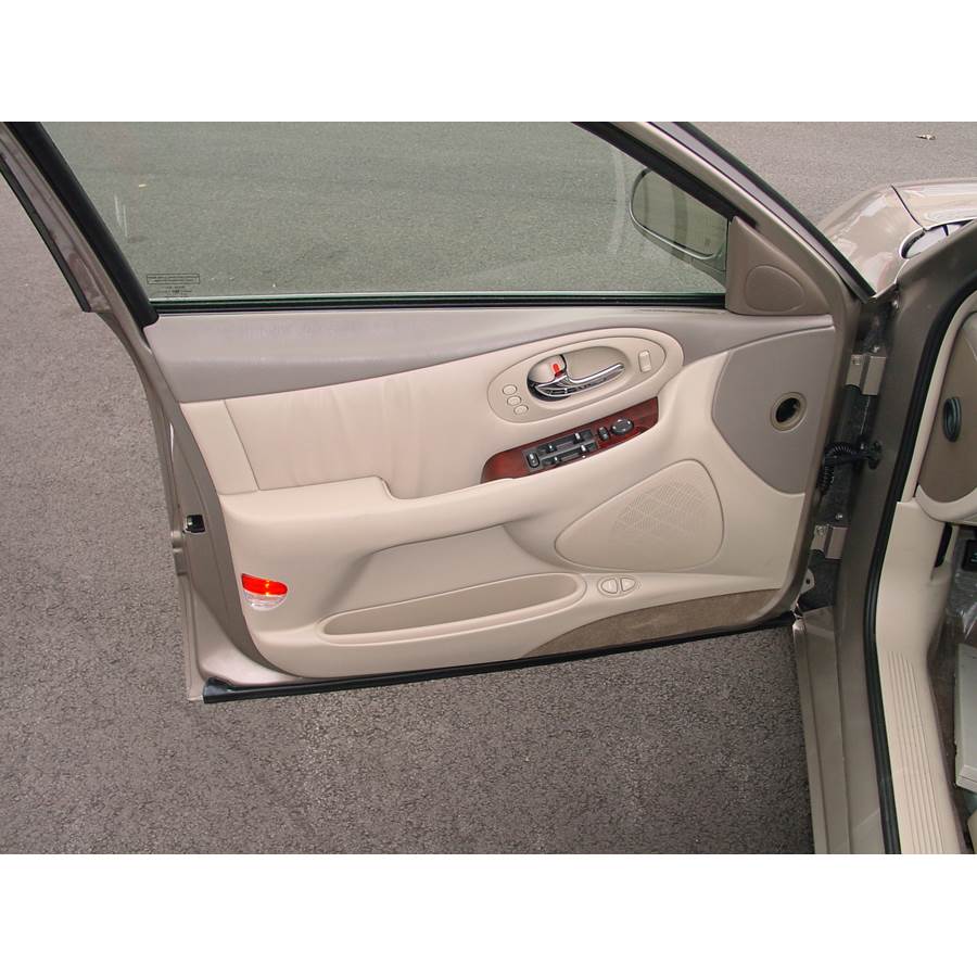 2001 Oldsmobile Aurora Front door speaker location