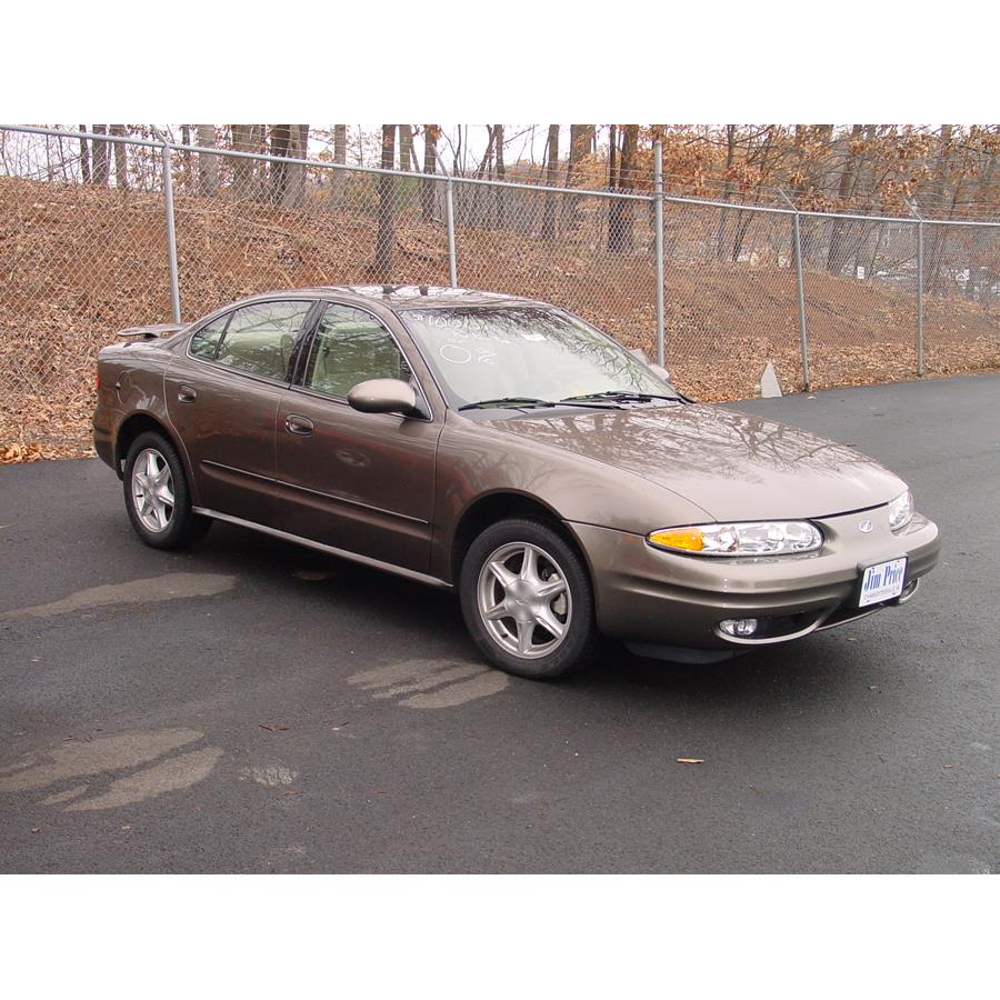 2004 Oldsmobile Alero Exterior
