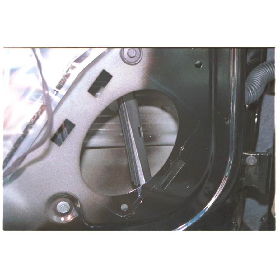 2000 Oldsmobile Alero Front door woofer removed