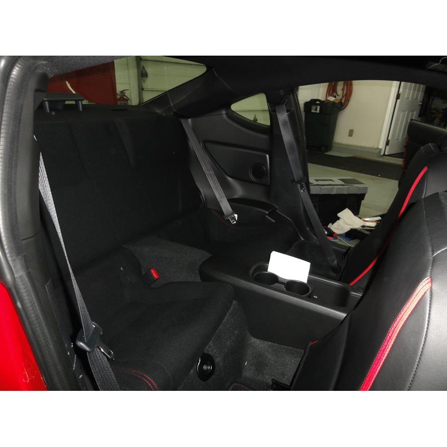 2017 Toyota 86 Rear side panel speaker location