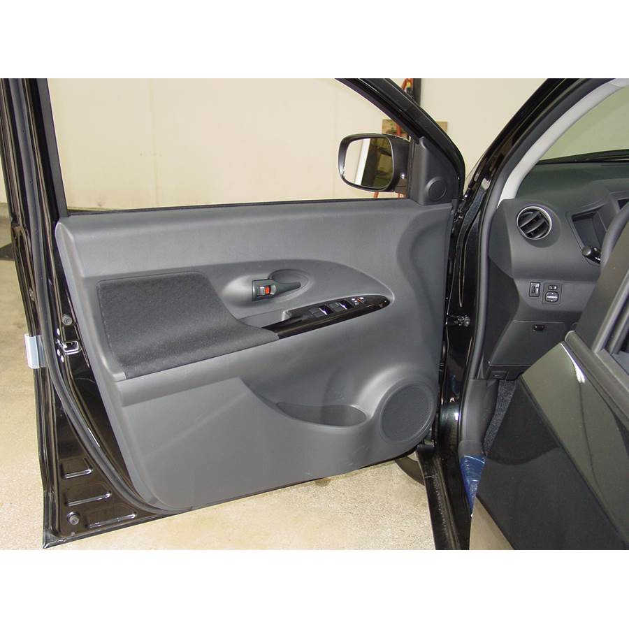 2011 Scion xD Front door speaker location