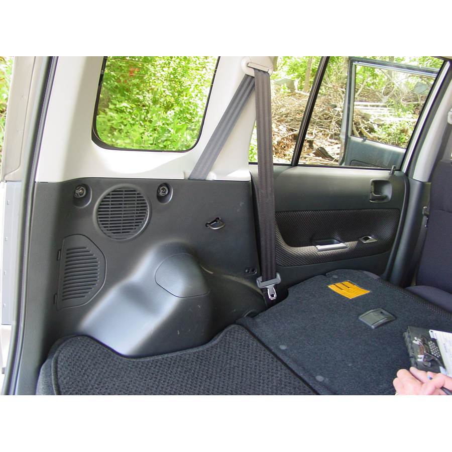 2004 Scion xB Far-rear side speaker location