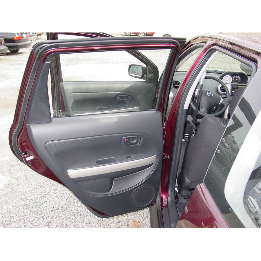 2005 Scion xA Rear door speaker location