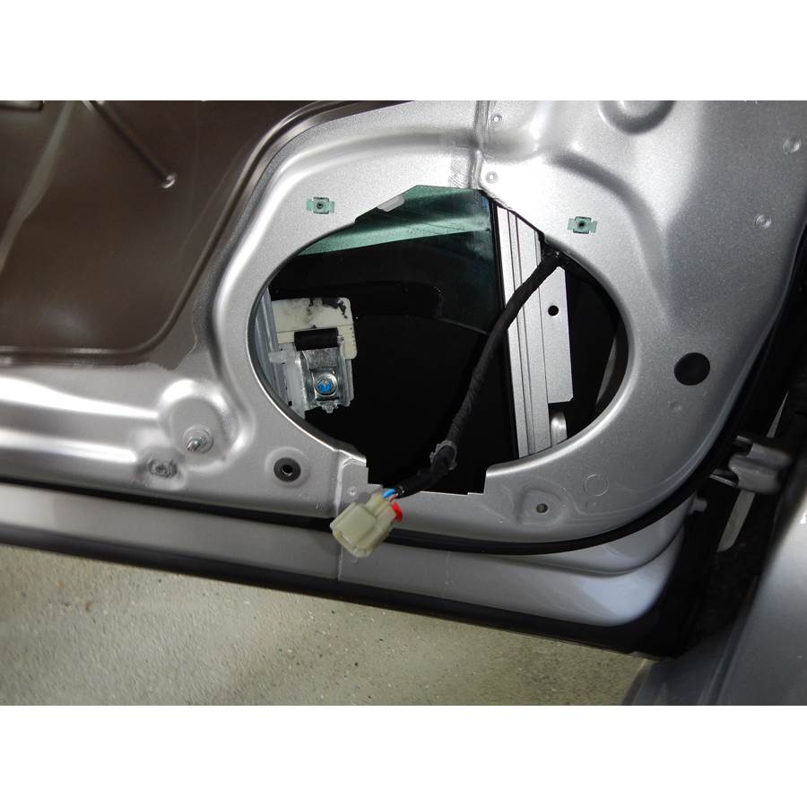 2018 Cadillac CTS Front door woofer removed
