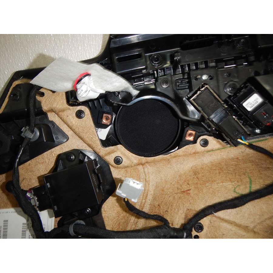2019 Cadillac CTS Front door midrange removed