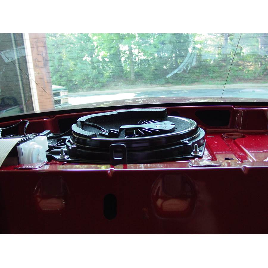 2010 Cadillac STS Rear deck center speaker
