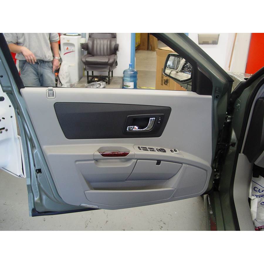 2006 Cadillac SRX Front door speaker location
