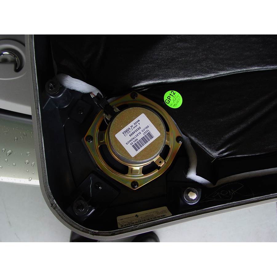 2006 Cadillac SRX Rear door speaker